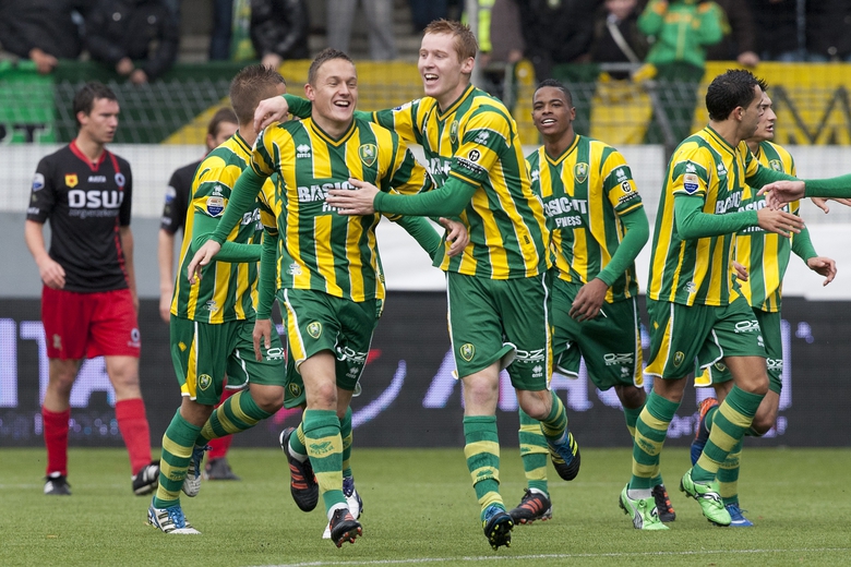 27-11-2011: Voetbal: Excelsior - ADO Den Haag: Rotterdam(L-R) Jens Toornstra of ADO Den Haag, Mike van Duinen of ADO Den Haag, Charlton Vicento of ADO Den HaagEredivisie 2011 / 2012