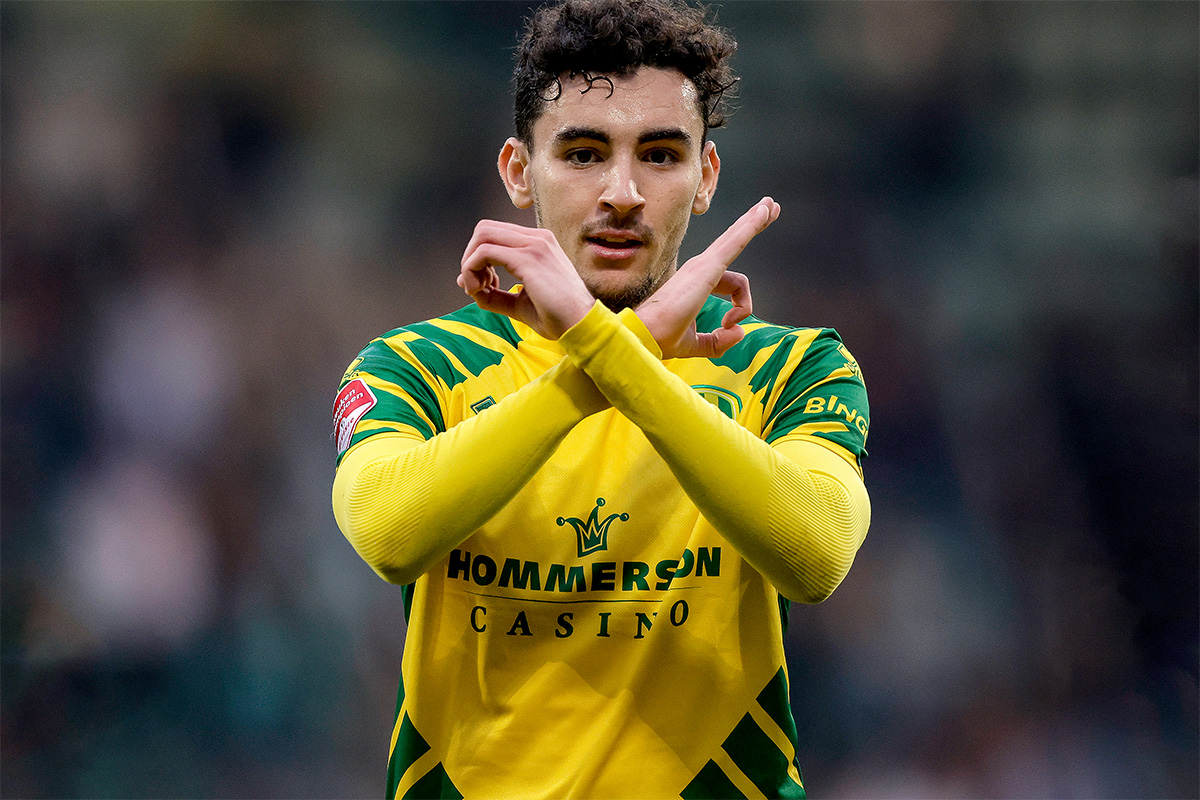 *Malik Sellouki* of ADO Den Haag celebrate 1-0