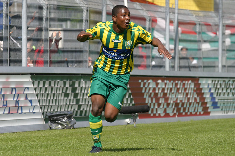 08-05-05 VOETBAL:ADO DEN HAAG-AZ:2-1(0-0):DEN HAAG Eljero Elia van ADO Den Haag viert zijn winnende goal.Foto: Hans Willink