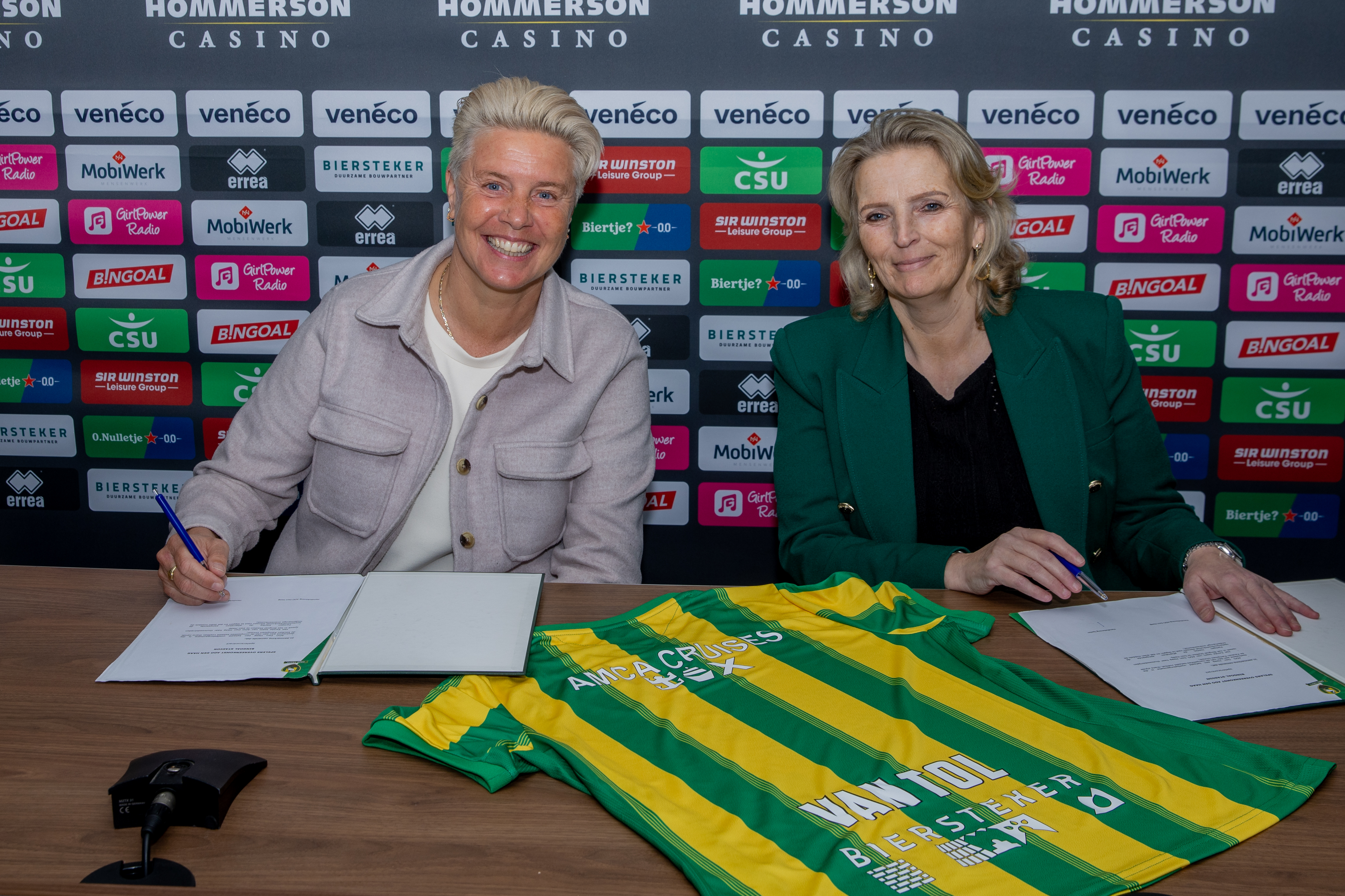 2024 04 25 contractondertekening sandra van tol 6