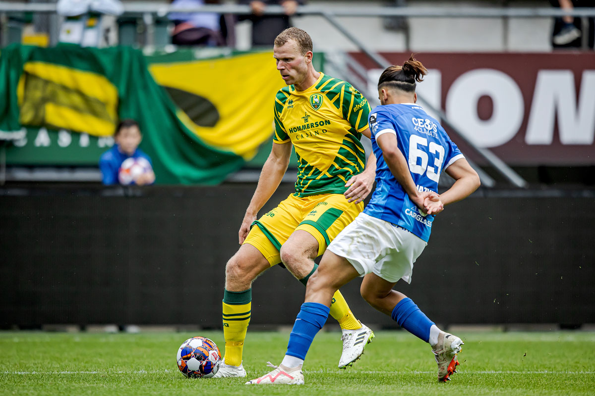 *Henk Veerman* of ADO Den Haag 